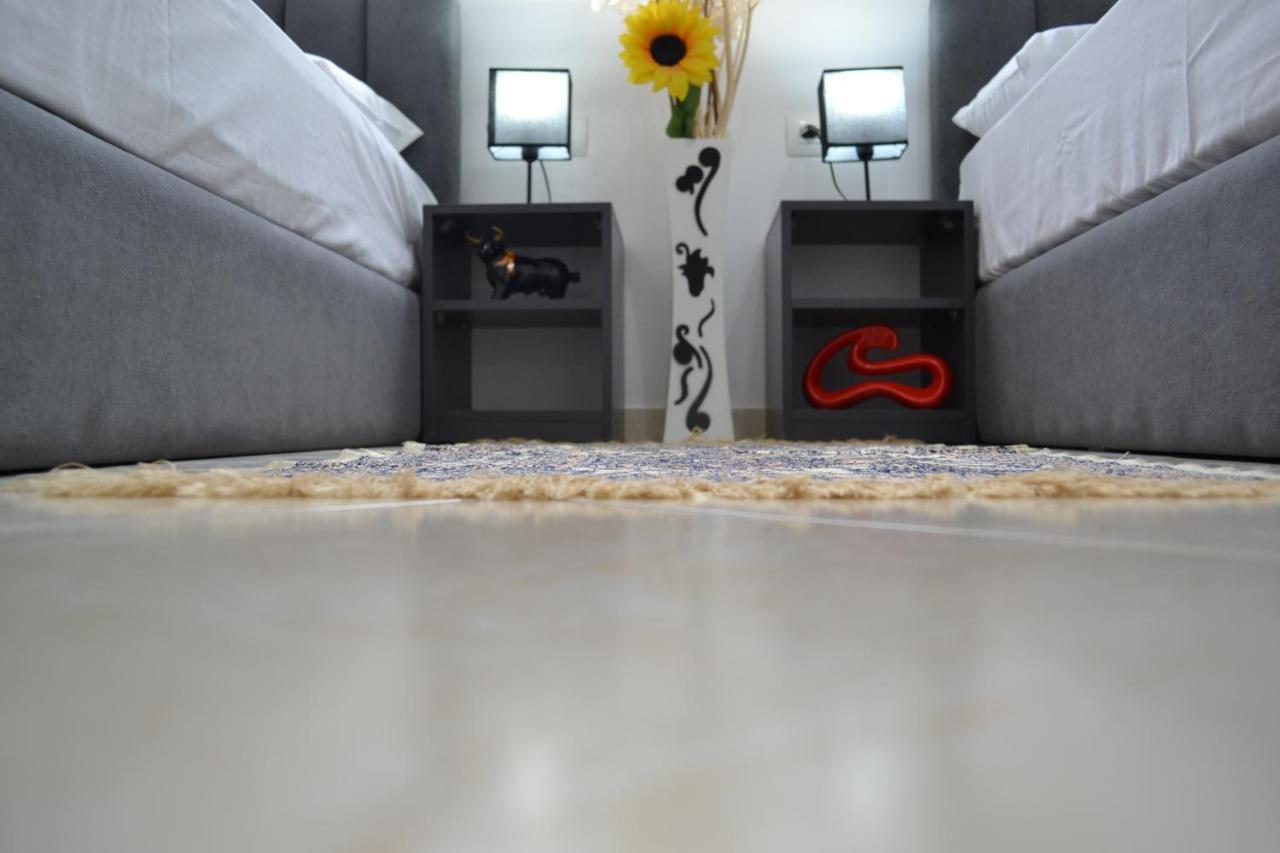 Flowers & Green 2 Bedrooms Apartment & Box Garage Vlorë Εξωτερικό φωτογραφία