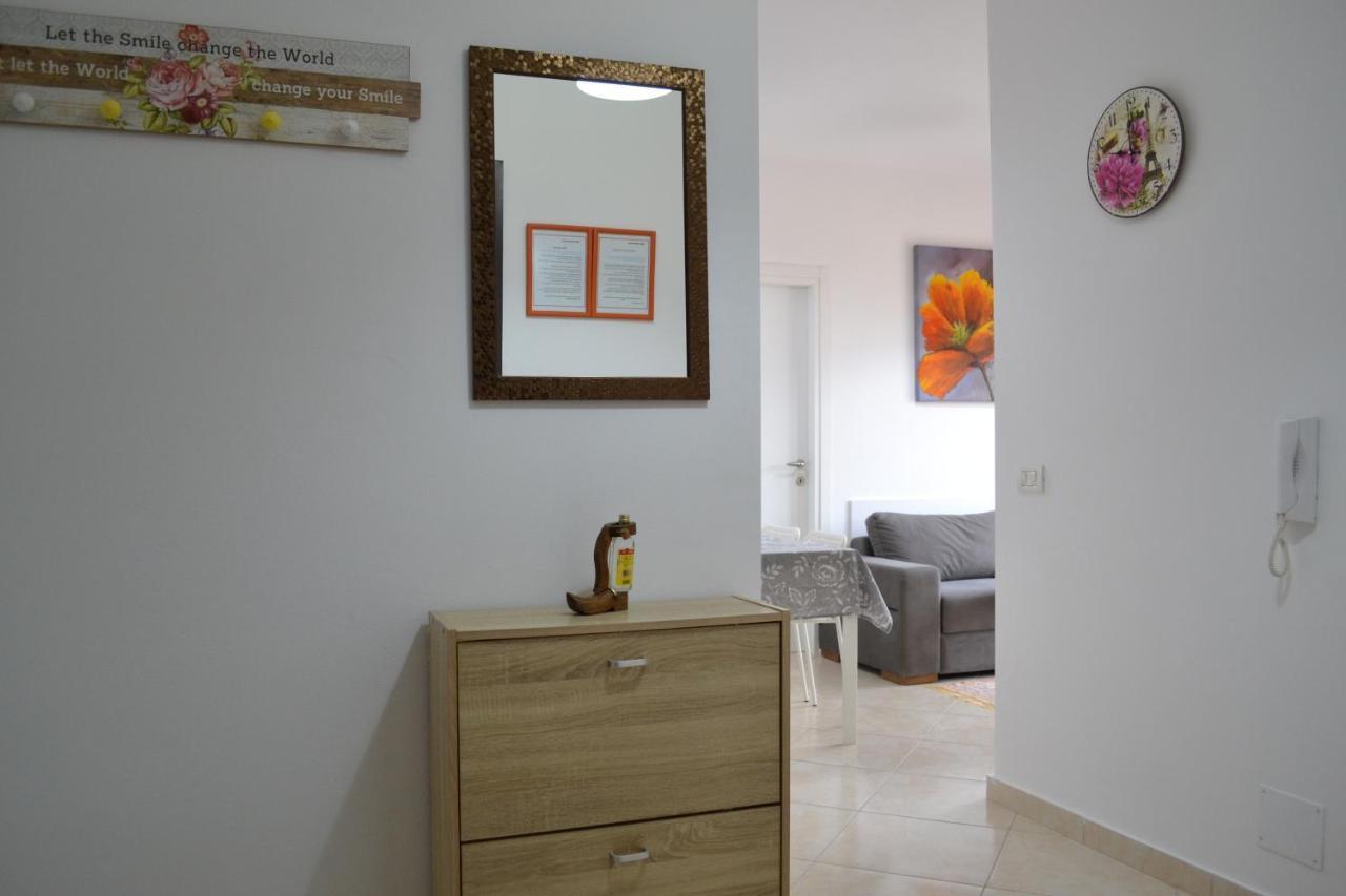 Flowers & Green 2 Bedrooms Apartment & Box Garage Vlorë Εξωτερικό φωτογραφία